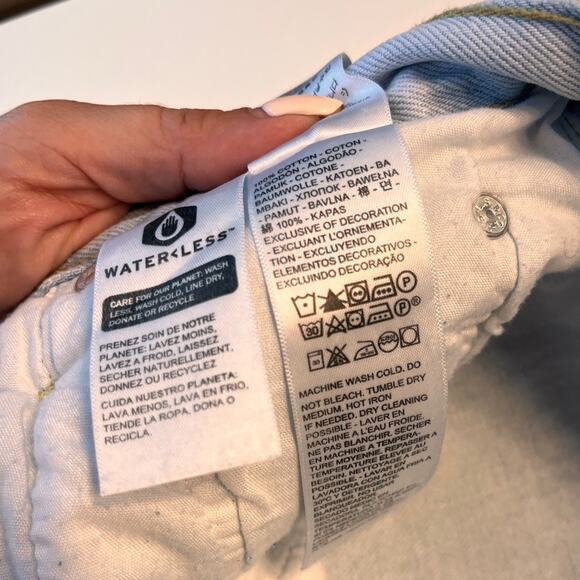 Levi’s Women’s Ribcage Ankle Straight Jeans Size 28 Light Wash Distressed - Picture 10 of 15